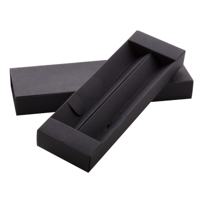 Dyra Black